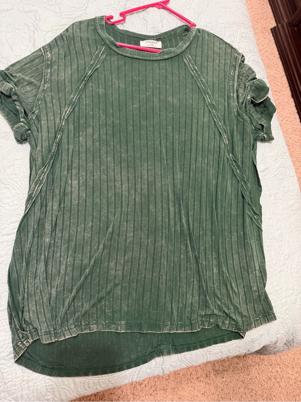 2 Boutique Tops- Zenana Short Sleeve Green & Black- size L/XL - Picture 4 of 15